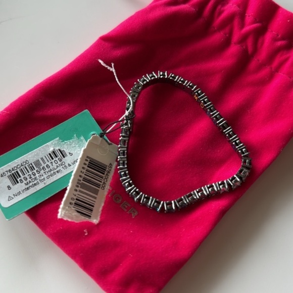 NWT Kurt Geiger different blue Ombra crystal tennis bracelet - Picture 7 of 8